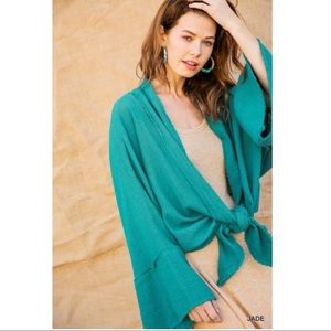 1 left! 😱 Umgee Long bell sleeve jade kimono 🍀
